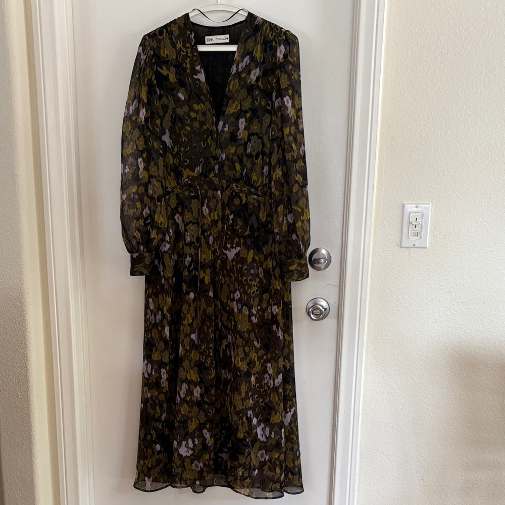 Zara Black and Brown Floral Long Sleeve Dress